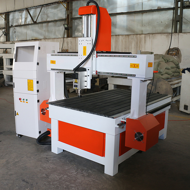 الصين حجم صغير ذكي وقوي بما في - مراجعة Woodworking Cnc Router Machine Price وسعره